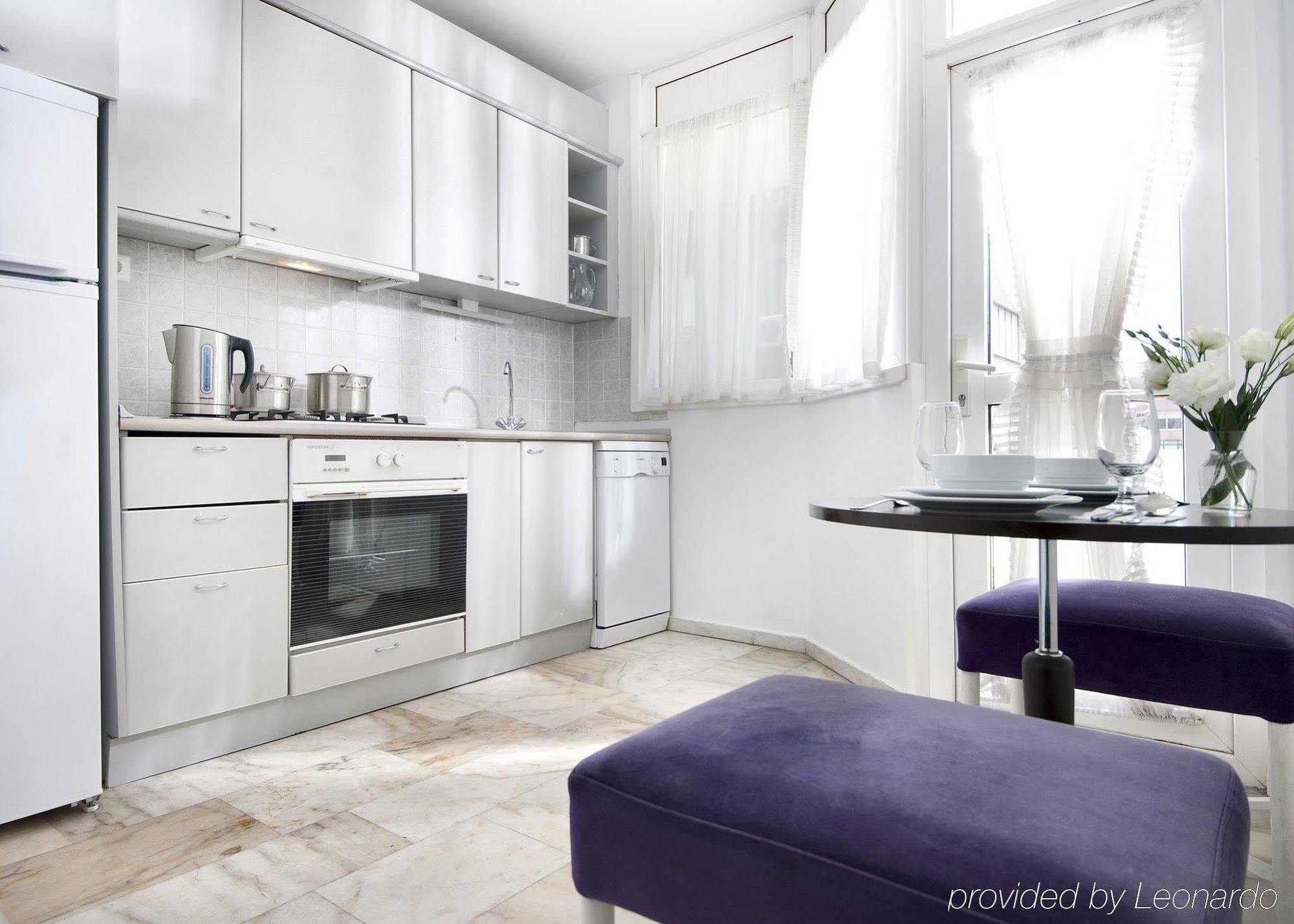 Aparthotel The Suadiye Residencia Estambul Habitación foto